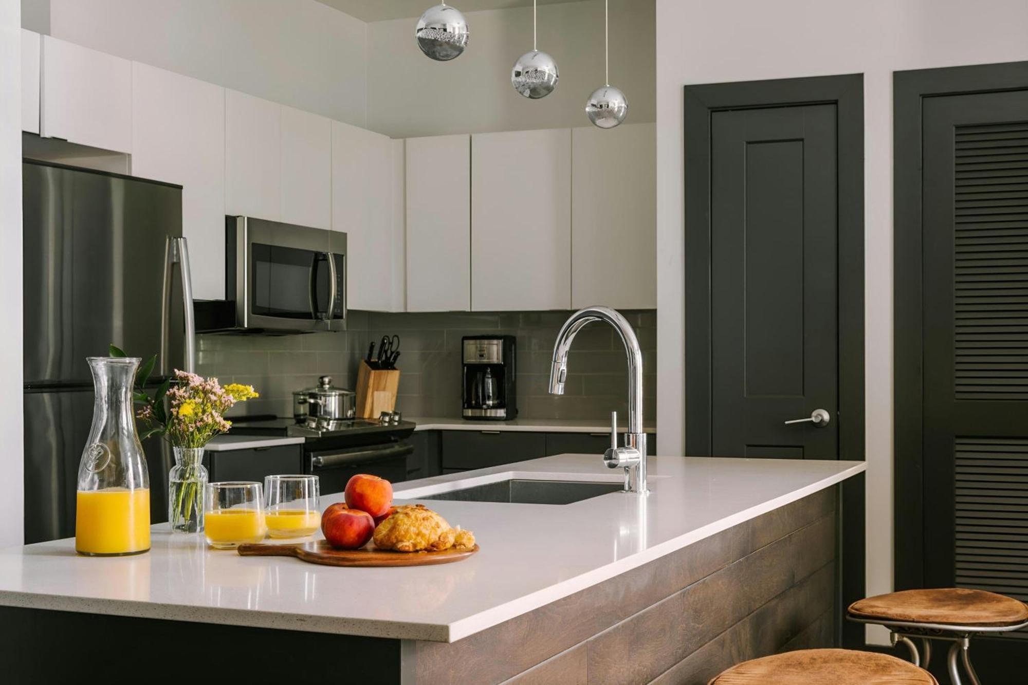 Sonder By Marriott Bonvoy Village 21 Apartments Hillsboro Village Нашвил Екстериор снимка